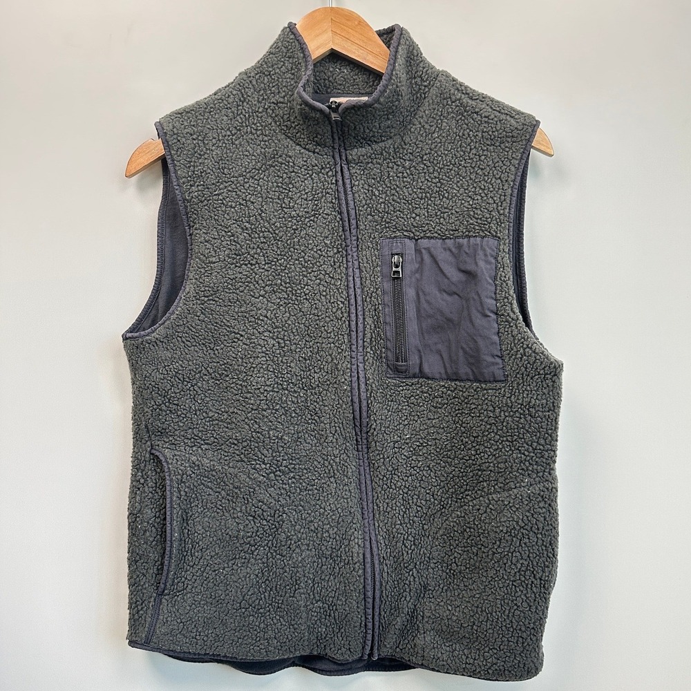 J. Crew Sherpa Fleece Vest Gray Full Zip Gorpcore Outdoorsy Minimalist Small - Picture 2 of 10